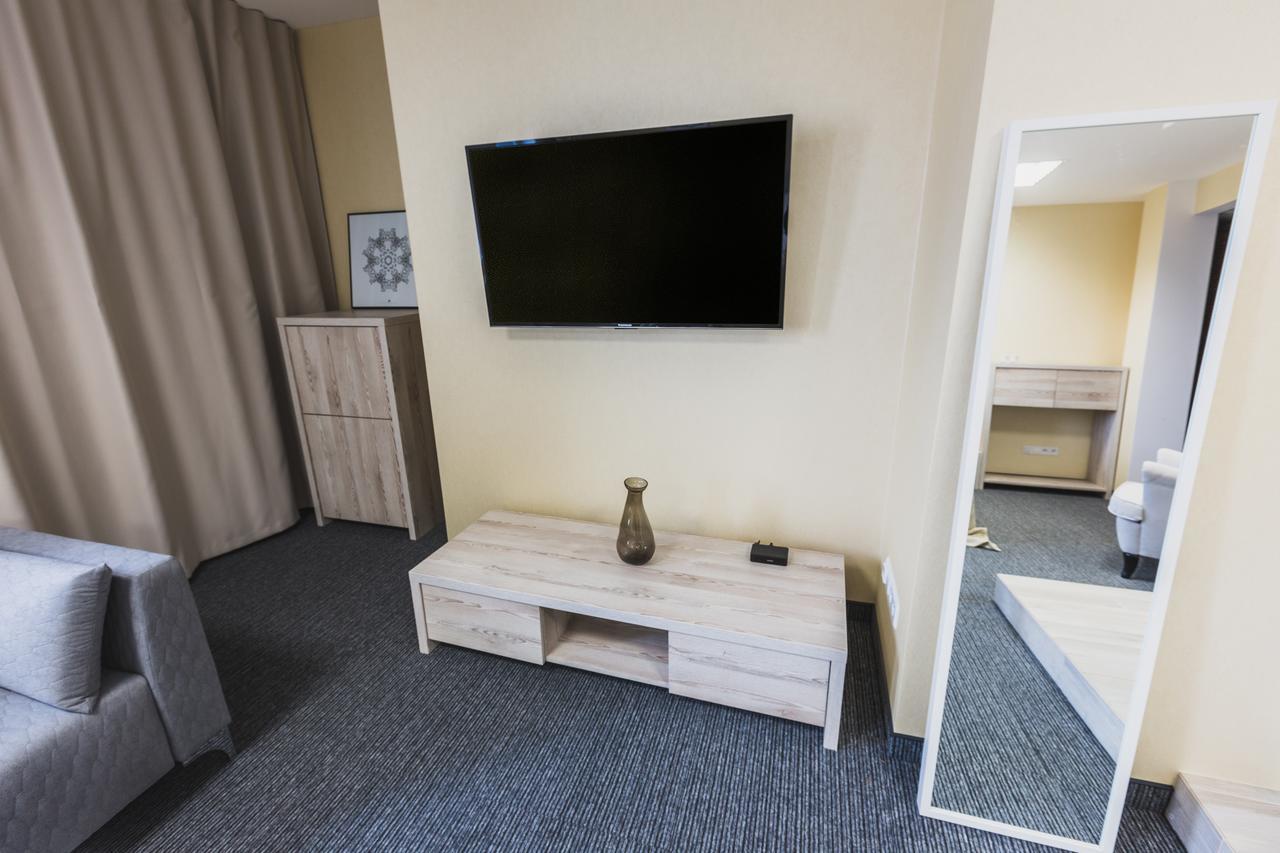 Czarno Na Bialym Hotel Kraków Eksteriør billede